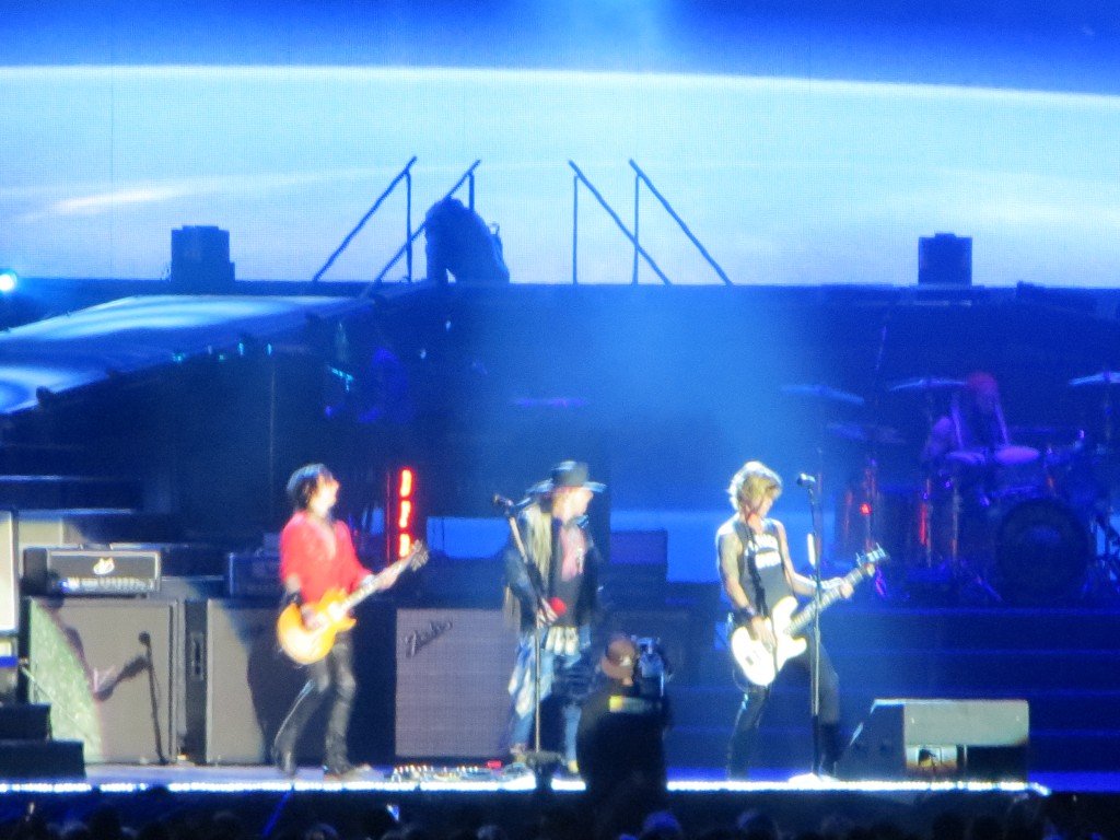 Guns N Roses Concert (Melbourne Cricket Grounds) — photo 6