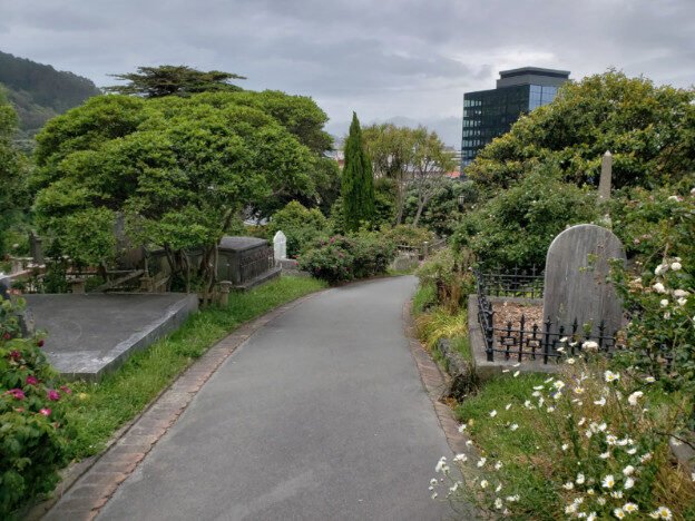 Wellington Parliament buildings and Wellington Botanical Gardens, Wellington, NZ — photo 9