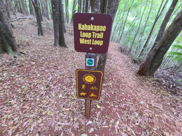 Kahakapao Loop Trail, Maui HI
