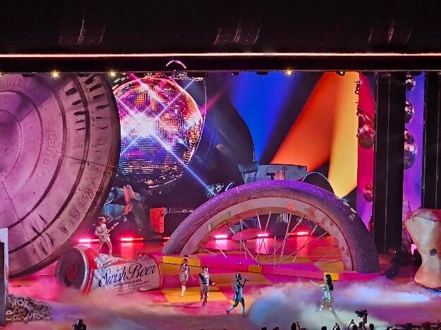 Katy Perry Concert – Las Vegas, NV — photo 4