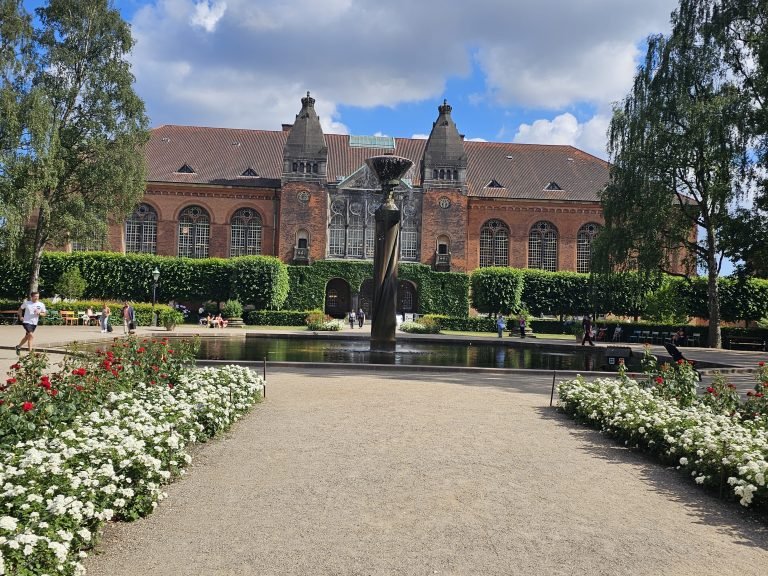 Canal tour, Copenhagen, Denmark – Capital Region of Denmark – photo 9