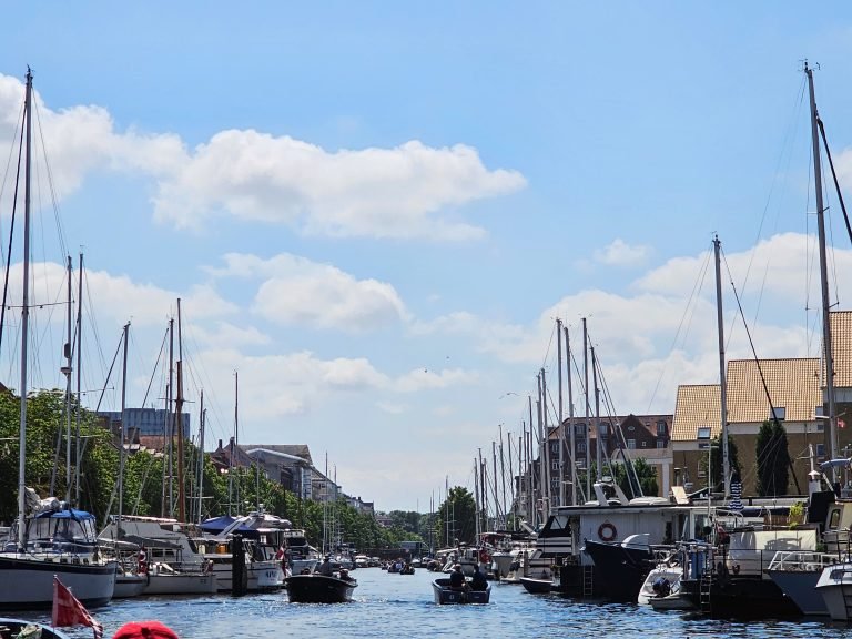 Canal tour, Copenhagen, Denmark – Capital Region of Denmark – photo 4