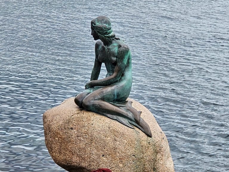 Hop on Hop off bus tour (Day 1), Copenhagen, Denmark — photo 3