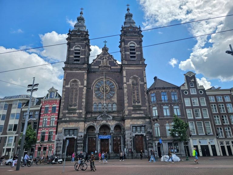 Canal and city tour, Amsterdam, Netherlands — photo 6