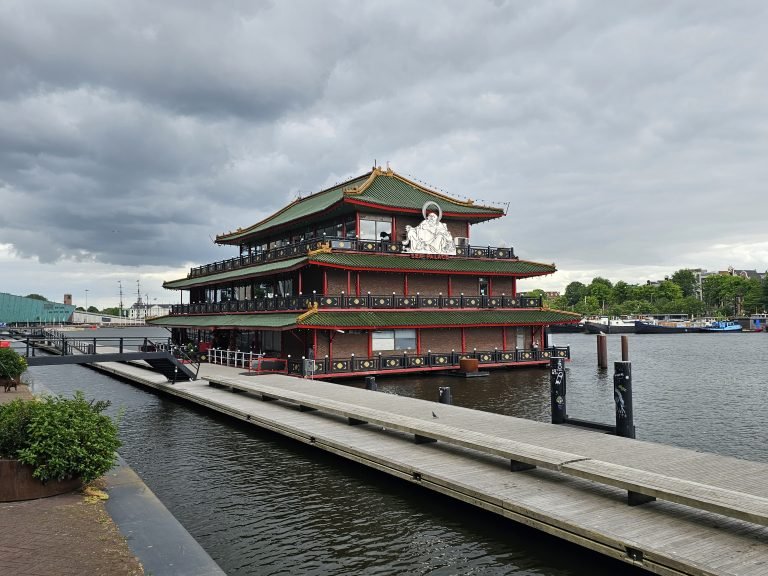 Canal and city tour, Amsterdam, Netherlands — photo 11