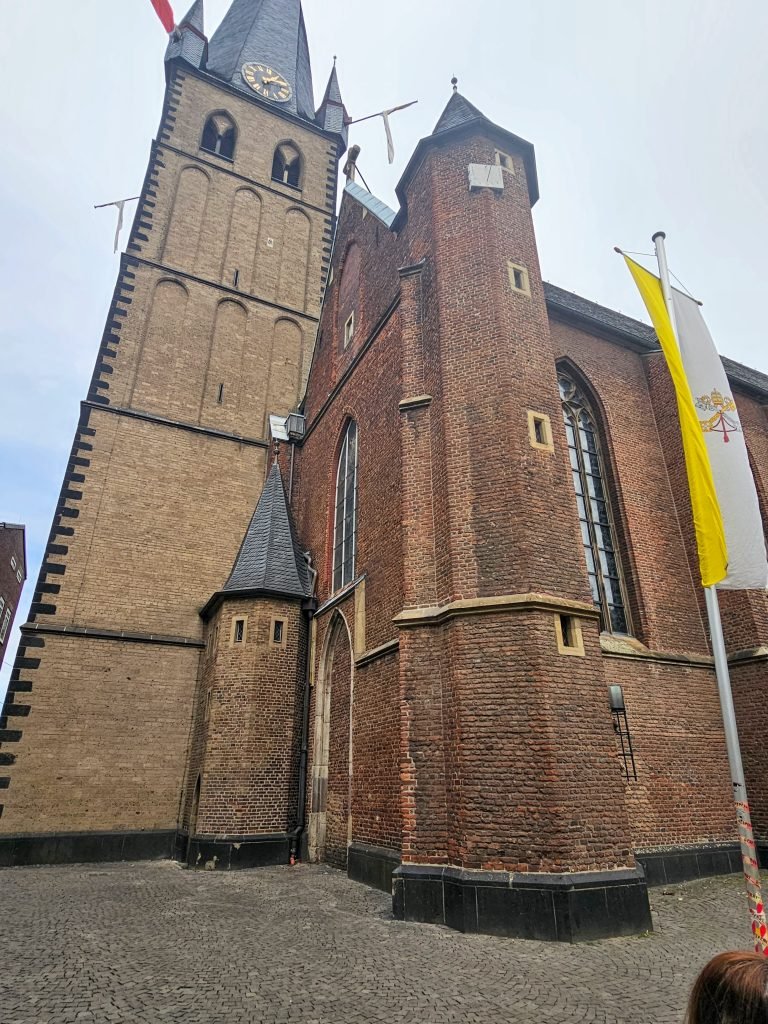 Old Town, Dusseldorf, Germany — photo 8
