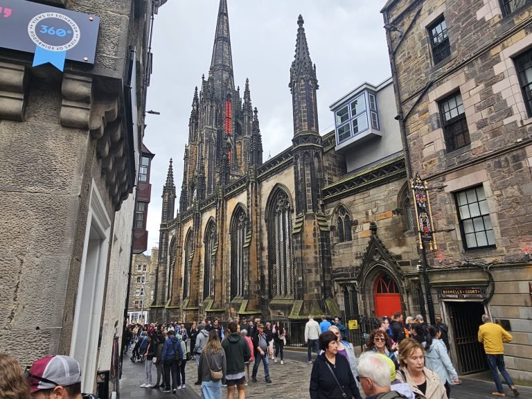 Edinburgh, Scotland — photo 23