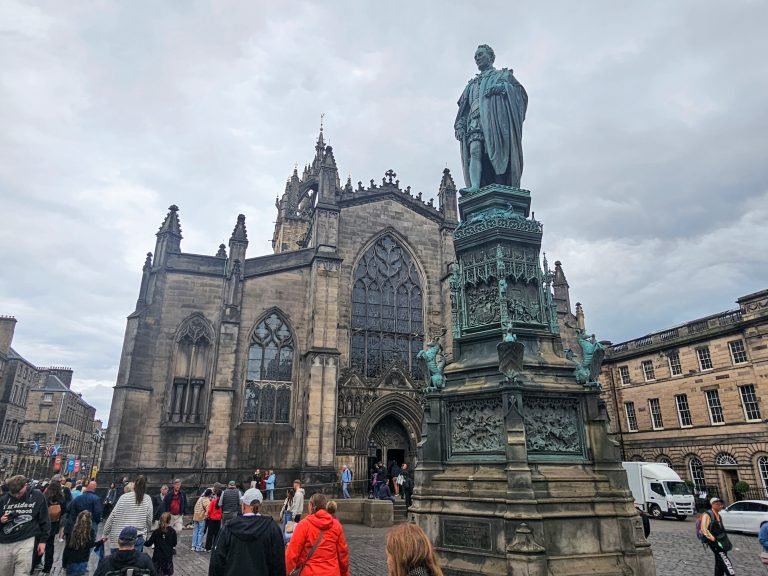 Edinburgh, Scotland — photo 3