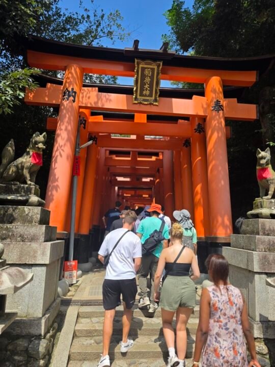 Fushimi Inari Taisha Shrine, Kyoto, Japan — photo 19