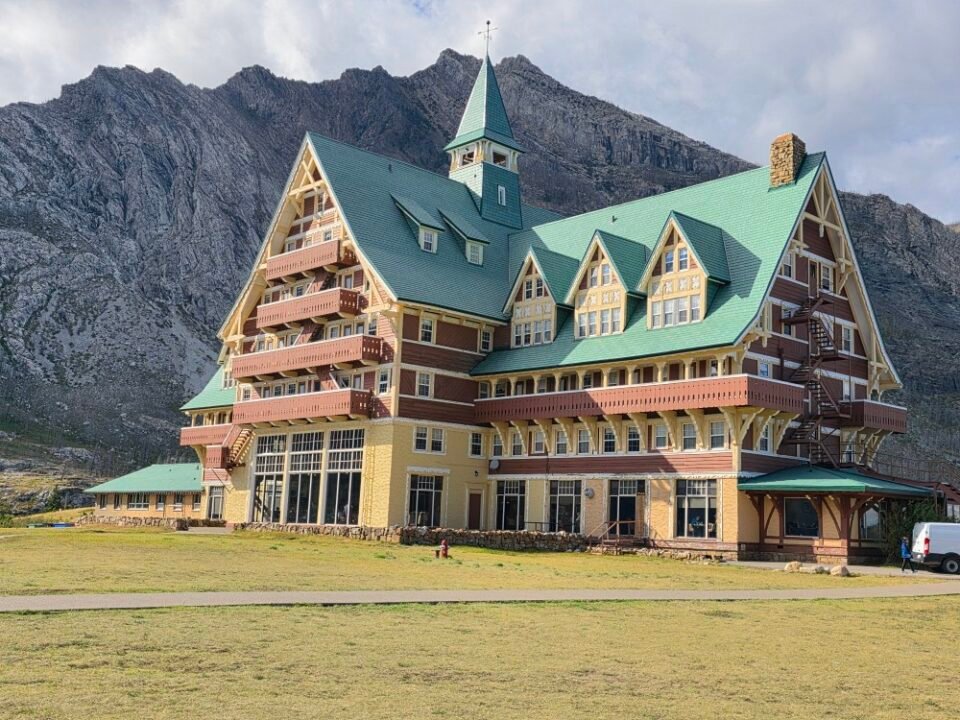 Waterton Park, Alberta, Canada — photo 13